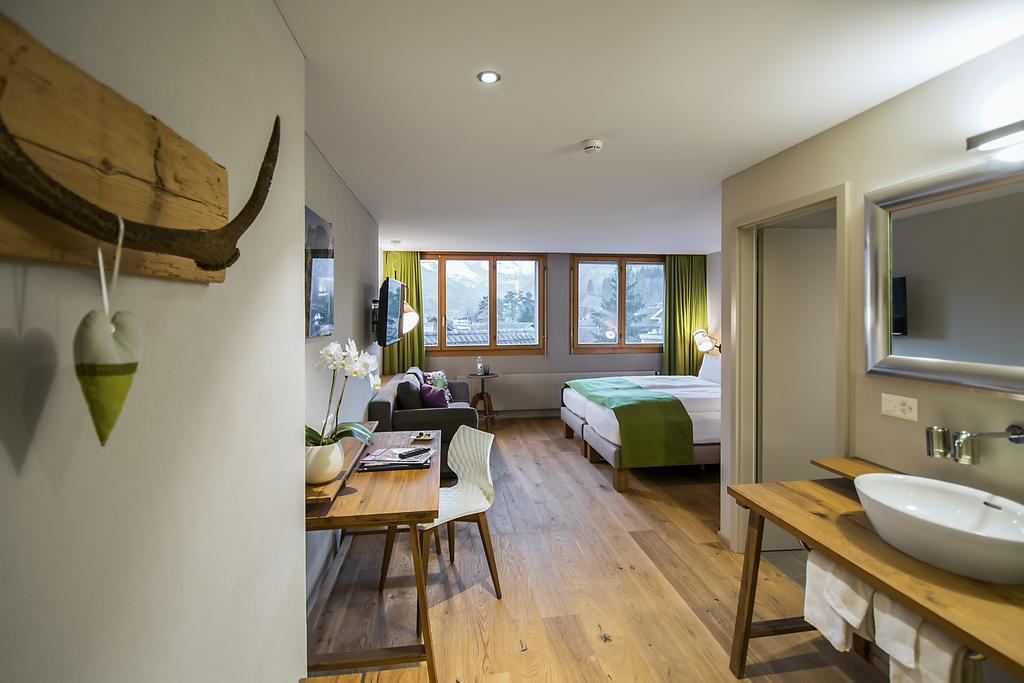 Hotel National Frutigen Bilik gambar