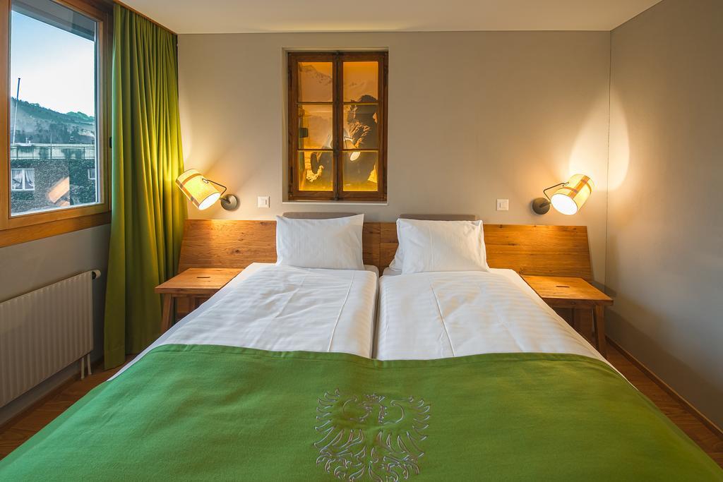 Hotel National Frutigen Bilik gambar