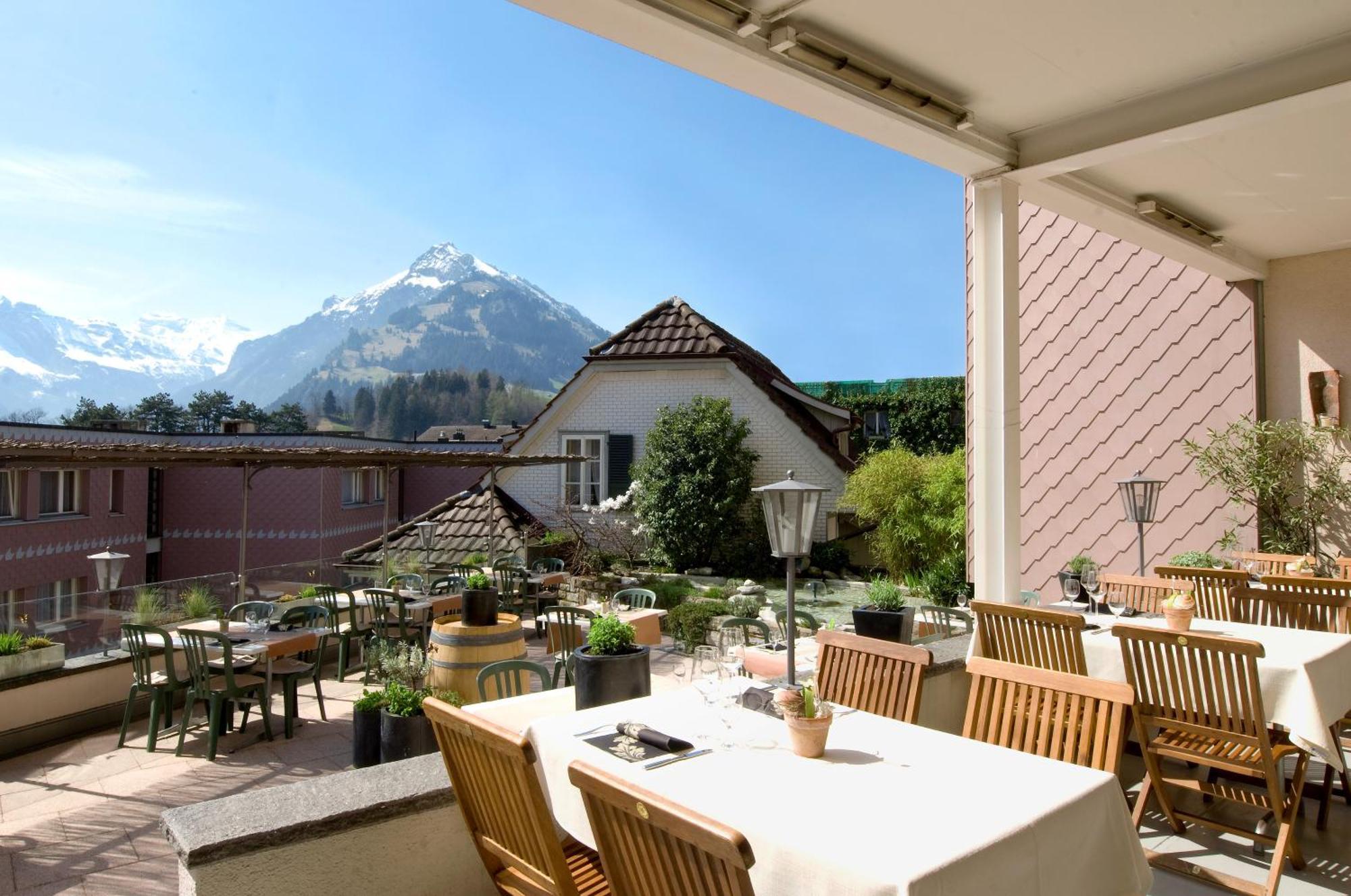Hotel National Frutigen Luaran gambar