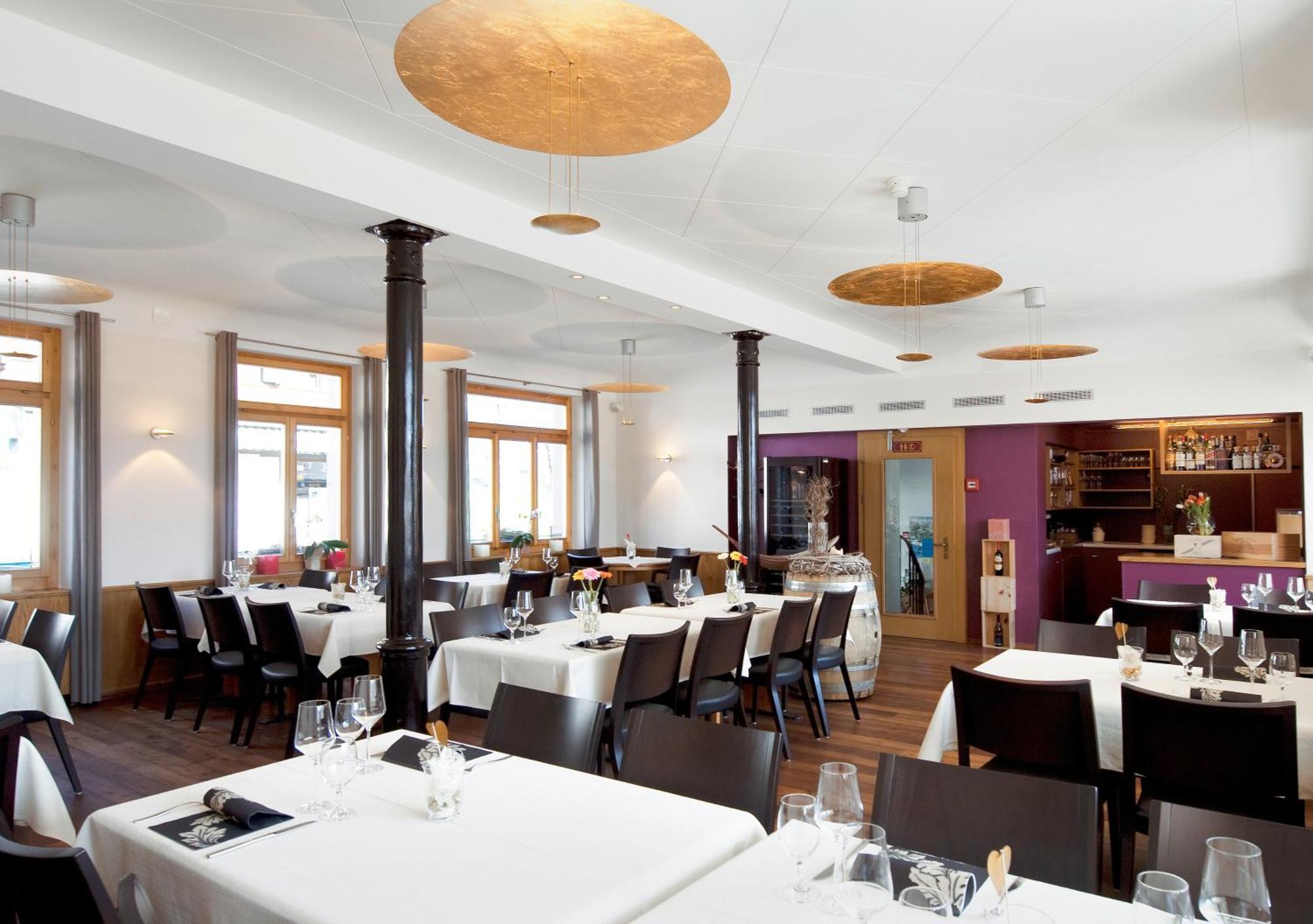 Hotel National Frutigen Luaran gambar
