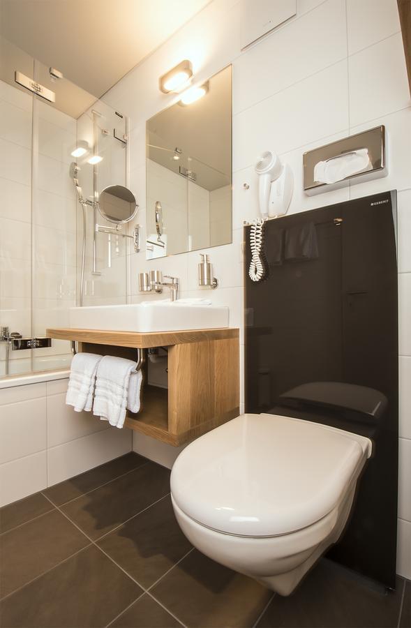 Hotel National Frutigen Luaran gambar